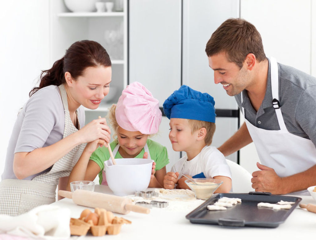 Pourquoi et comment encourager nos enfants à cuisiner ?